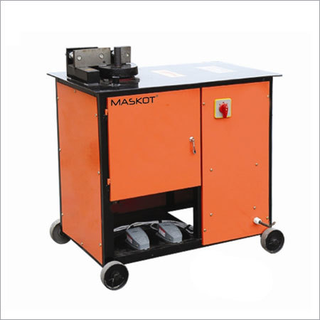 स्टील बार मोड़ने की मशीन