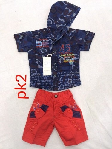 हुड के साथ गर्मियों में सांस लेने योग्य पहनाव