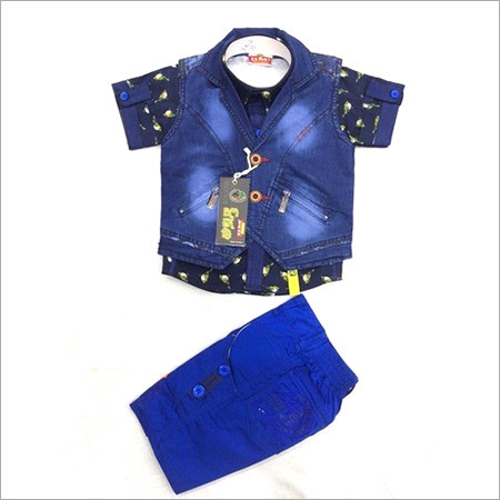 ब्लू थ्री पीस सूट