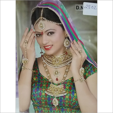 ब्राइडल सेट