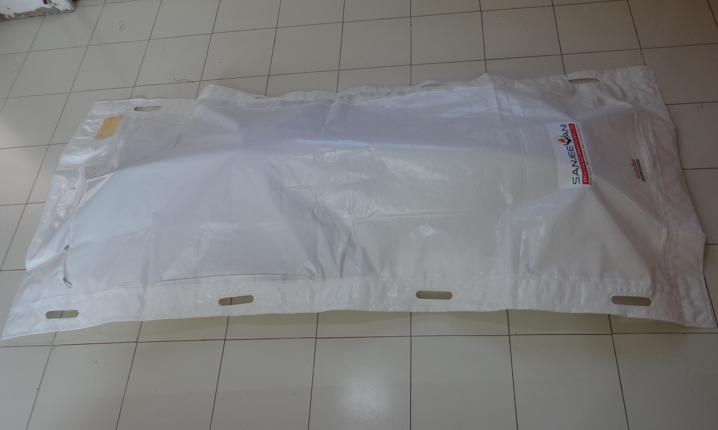 Lightweight Absorbent Body Bag