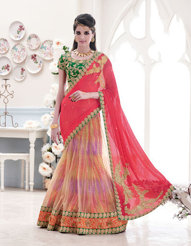 पैच बॉर्डर वर्क लहंगा साड़ी