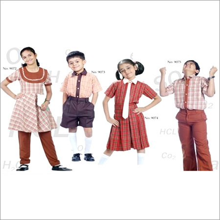 जूनियर स्कूल यूनिफार्म