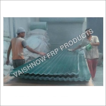 Fiberglass Sheets - Green Thickness and Length Options | High Impact Resistance, Alluring Appearance, Weather Resistant, Ideal for Roofing and Paneling