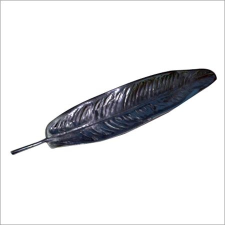 सजावटी पत्ते की थाली