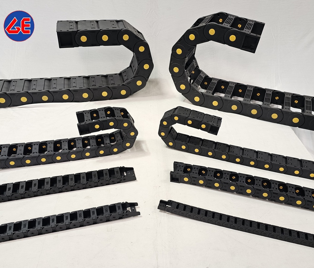 Cable Drag Chain - Plastic, Inner Width 9-200 mm, Length 1-100 mtr, Height 10-65 mm, Black | High Flexibility, Impact Resistant, Easy Installation
