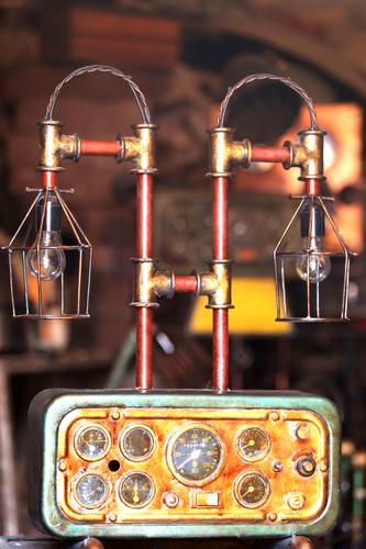 औद्योगिक टेबल लैंप