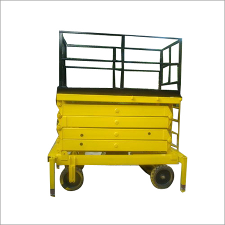 कैंची लिफ्ट मशीन