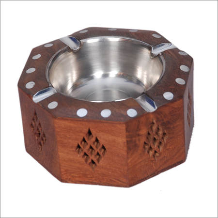 हेक्सागोनल ऐश ट्रे