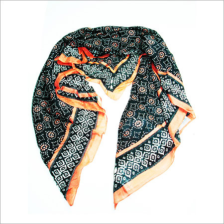 ज्यामितीय डिज़ाइनर स्कार्फ