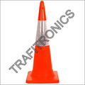 लाल ट्रैफिक कोन