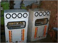 PLC और इलेक्ट्रिकल कंट्रोल पैनल्स