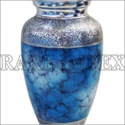 एल्यूमिनियम urns