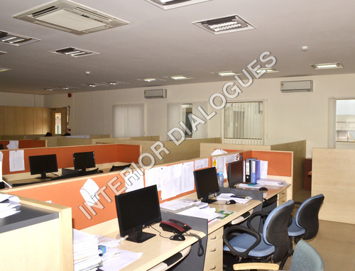 सुसज्जित पोर्टेबल कार्यालय