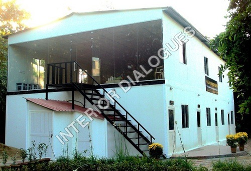 डबल स्टोरी पोर्टा कैबिन