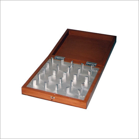 की-होल टेस्ट बोर्ड