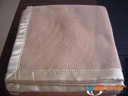 Woolen Railway Blankets Age Group: Adults