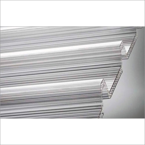 पॉलीकार्बोनेट शीट