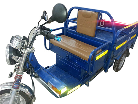 ईको फ्रेंडली बैटरी रिक्शा