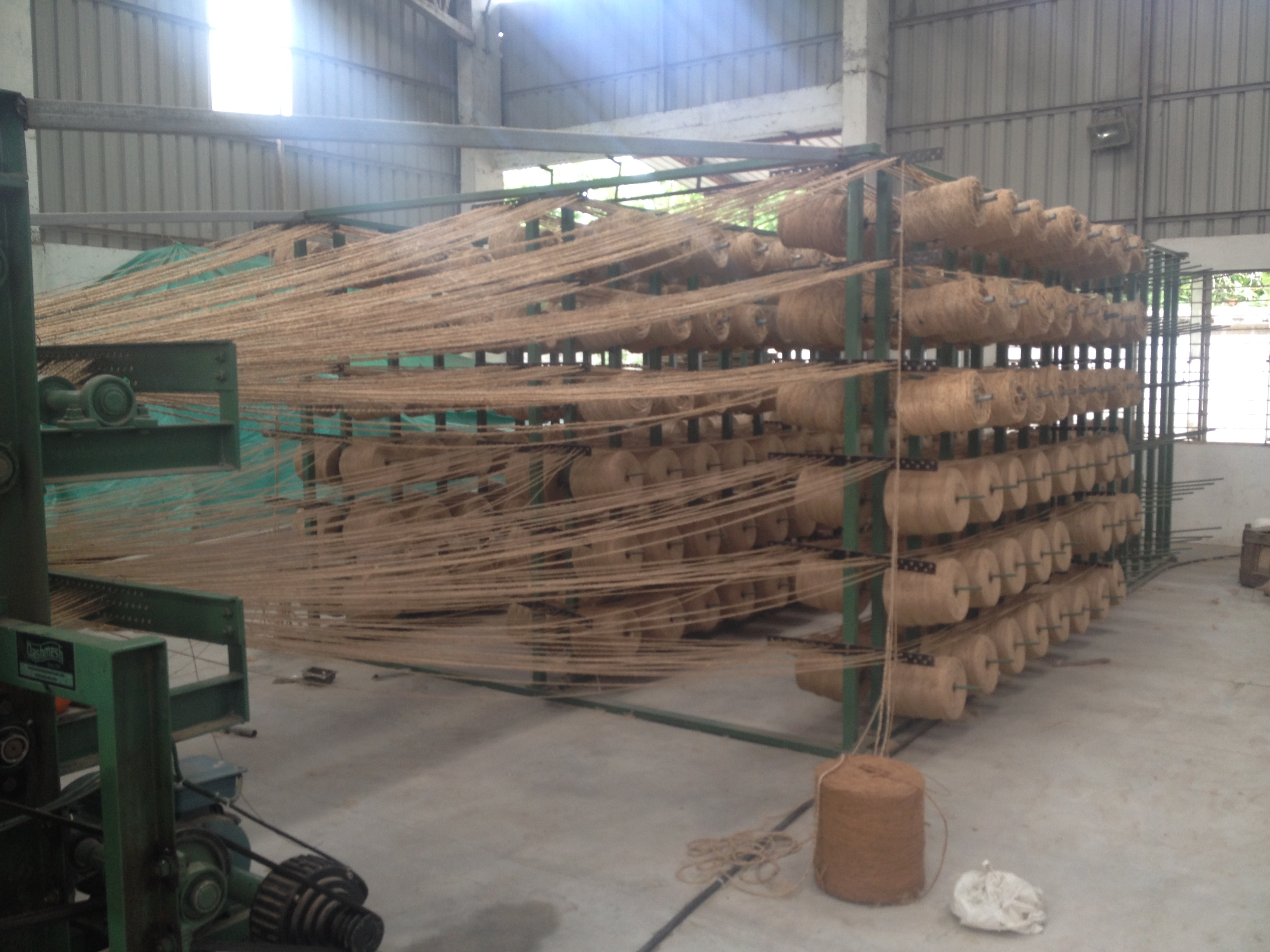 Coir Loom - Material: Steel