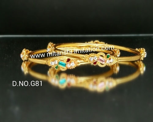Gold Designer Pleated Bangles