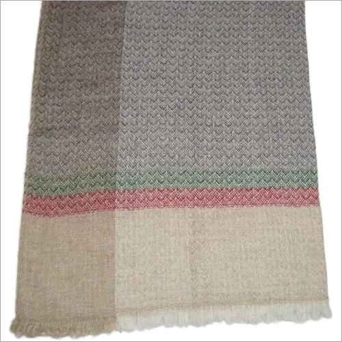 नए चेक पश्मीना शॉल्स