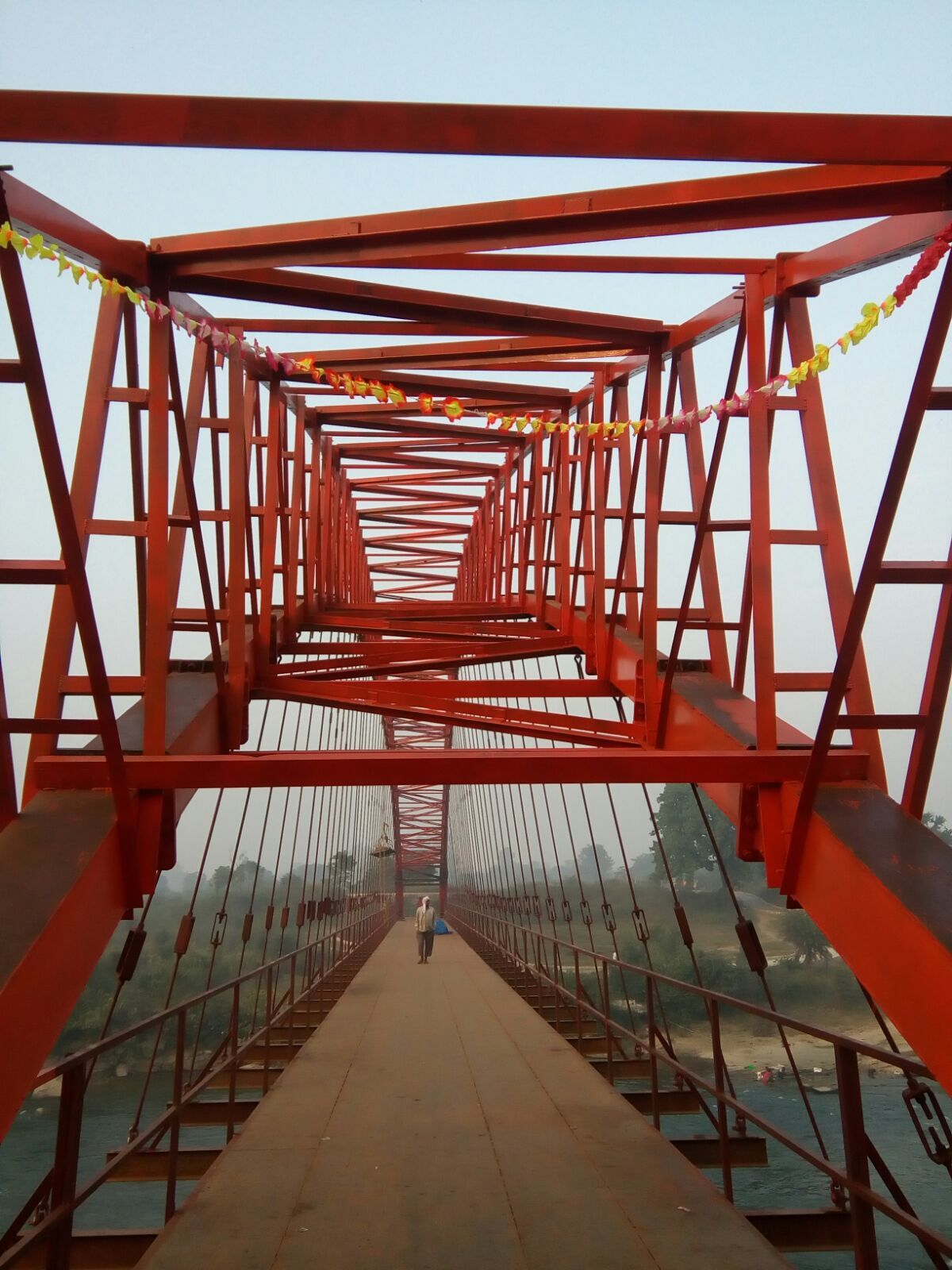 Steel Structural Bridges - Mild Steel, 10-100m Span, Corrosion Resistant Coating, Load Capacity Up To 250 Tons