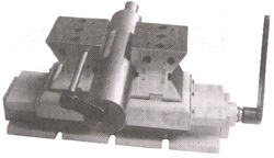 Self Centring Shaft Vice