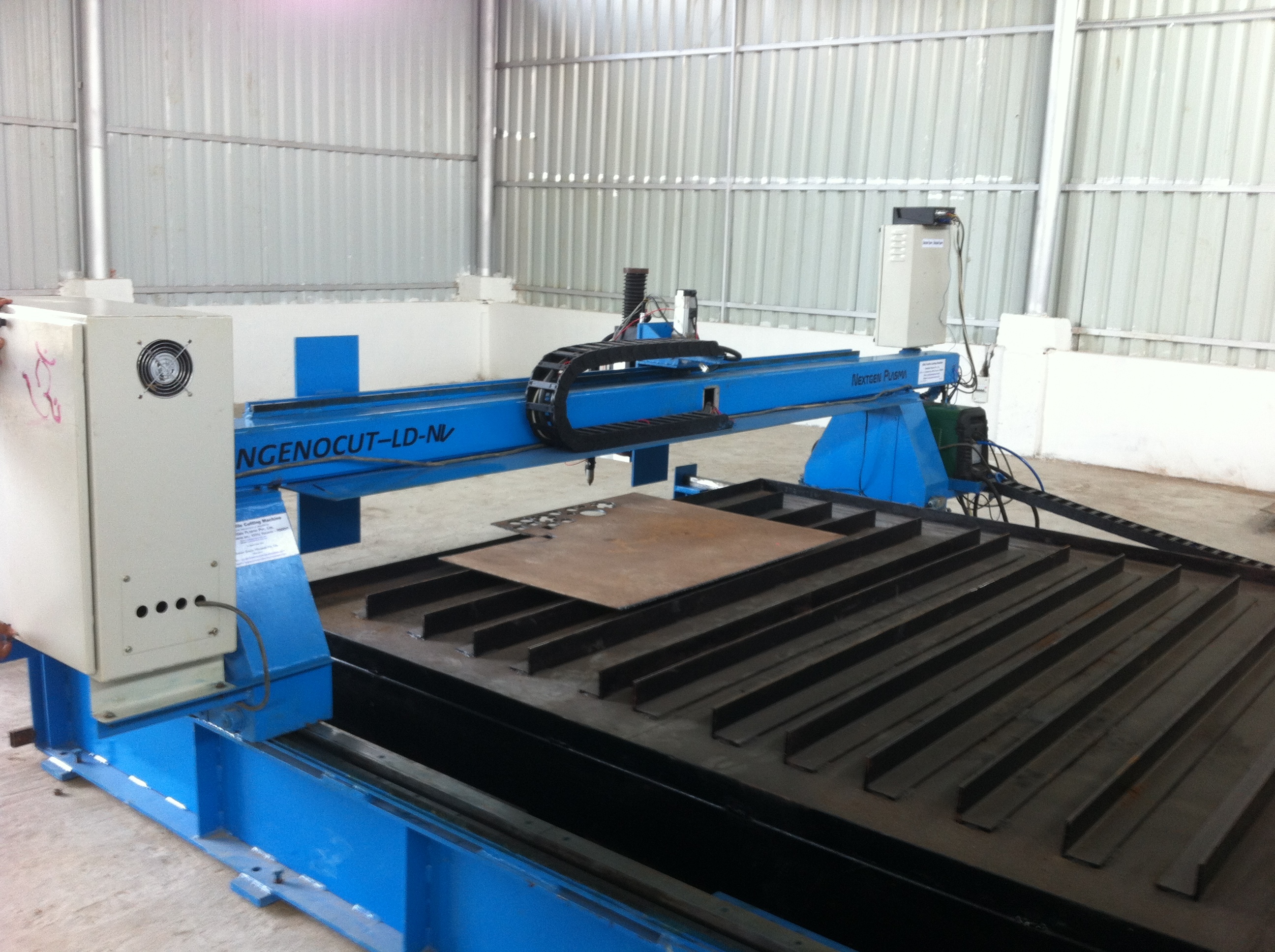 Cnc Plasma Cutting Machine Capacity: 20 Milliliter (Ml)