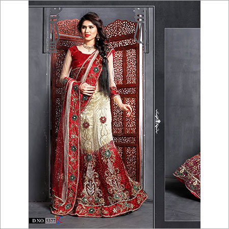डिजाइनर ब्राइडल लहंगा
