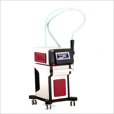 गोल्ड स्टैंडर्ड क्यू-स्विच्ड एनडी याग लेजर