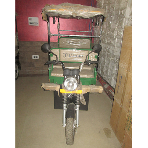 ईको-फ्रेंडली ई-रिक्शा