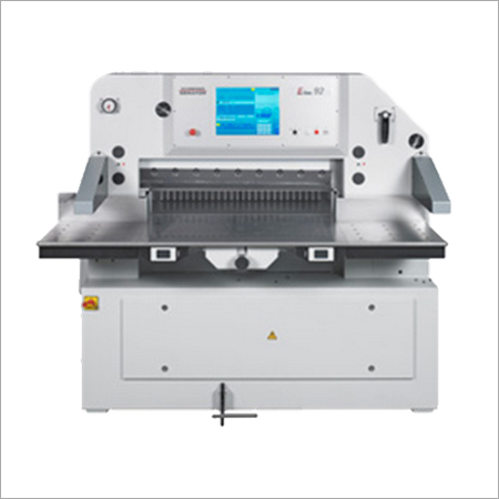 गिलेोटिन्स E लाइन