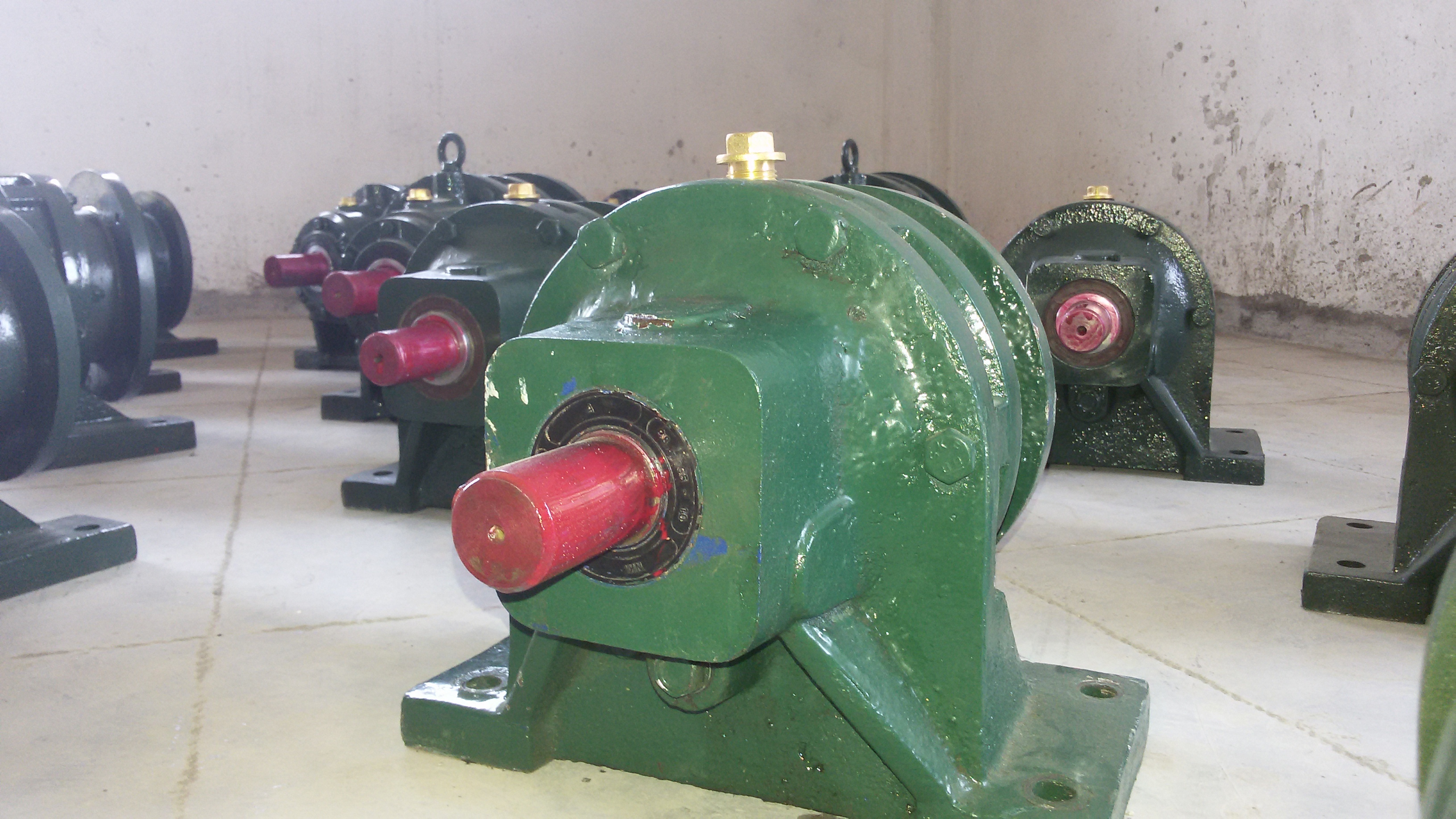 Cyclodical Gear Box - Cast Iron, 25 Mm Shaft, Gear Ratio 10:1, 1500 Rpm, 200 Nm Output Torque | High Torque, Compact Design, Durable, Smooth Operation, Precise Control, Oil Bath Lubrication