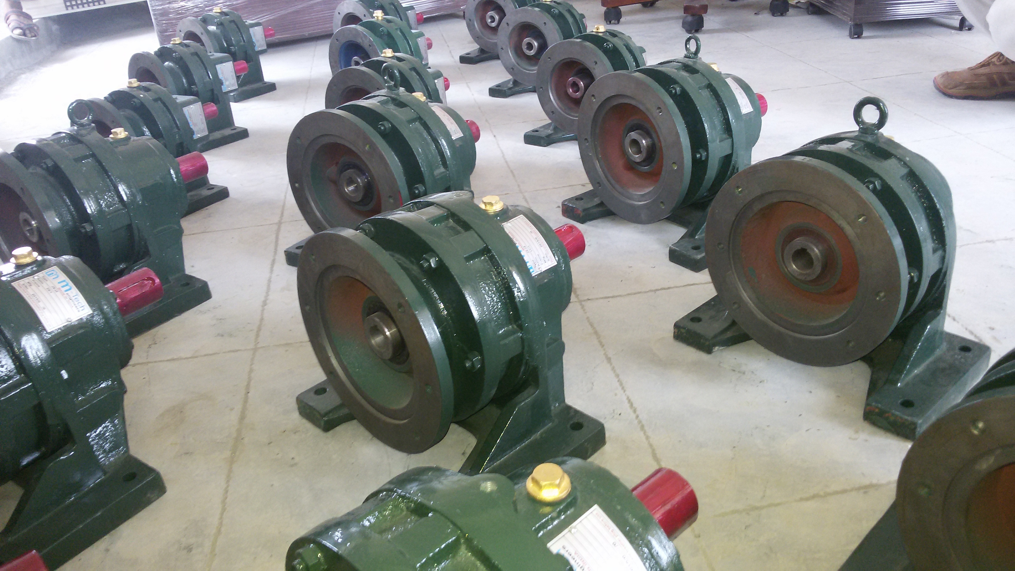 Cyclodical Gear Box - Cast Iron, 25 Mm Shaft, Gear Ratio 10:1, 1500 Rpm, 200 Nm Output Torque | High Torque, Compact Design, Durable, Smooth Operation, Precise Control, Oil Bath Lubrication