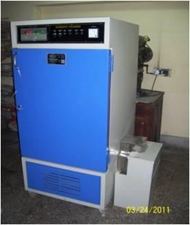 आर्द्रता/संवर्धन कक्ष