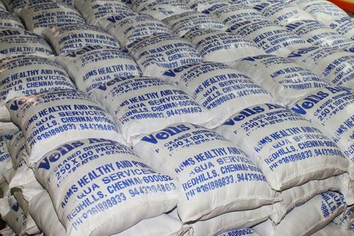 बॉटल में पानी