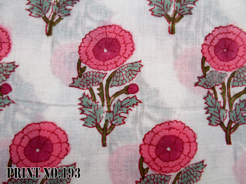 पुराना पारंपरिक पैटर्न राउंड फ्लावर प्रिंट फ्लावर हैंड ब्लॉक प्रिंट 100% कॉटन फैब्रिक हैंडमेड