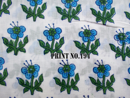 5 यार्ड ओल्ड ट्रेडिशनल पैटर्न स्मॉल फ्लावर प्रिंट फ्लावर हैंड ब्लॉक प्रिंट 100% कॉटन फैब्रिक