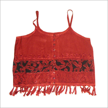 स्पैगेटी स्ट्रैप टॉप