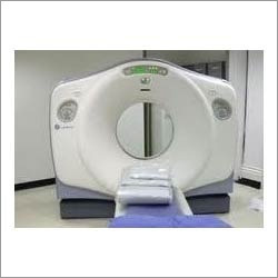 GE लाइट स्पीड प्लस 4 स्लाइस सीटी स्कैनर