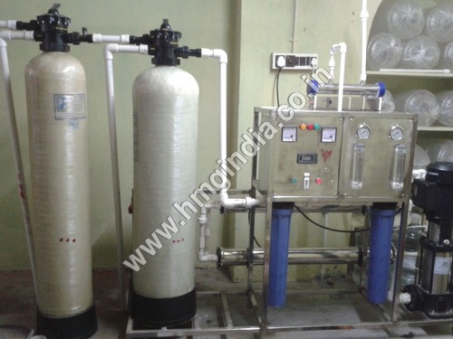 अर्ध स्वचालित Ro Uv वाटर ट्रीटमेंट प्लांट