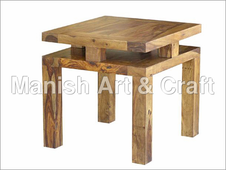 लकड़ी का घन टेबल