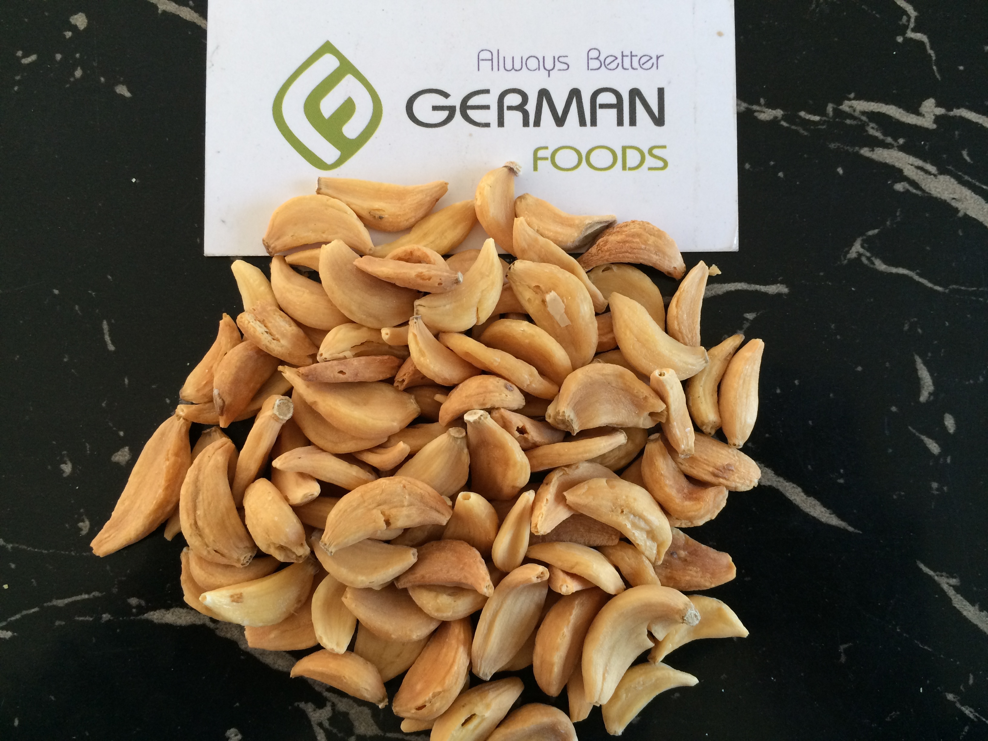 Dehydrated Garlic Flakes - Garlic, 5mm To 10mm Size, Standard/low/extra Low Bacteria Levels | Consistent Flavor, Convenient, Long Shelf Life, Versatile