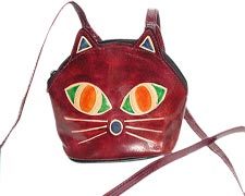 उभरा हुआ चमड़ा स्लिंग बैग