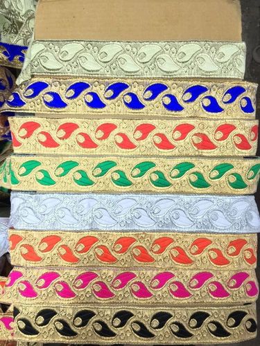 मल्टीकलर महारानी बॉर्डर लेस