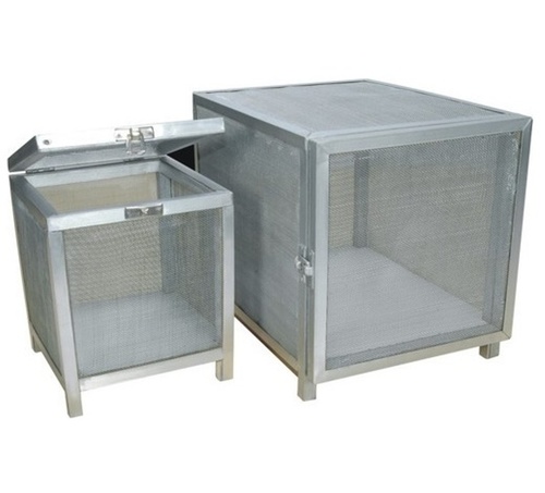 कीट पिंजरे