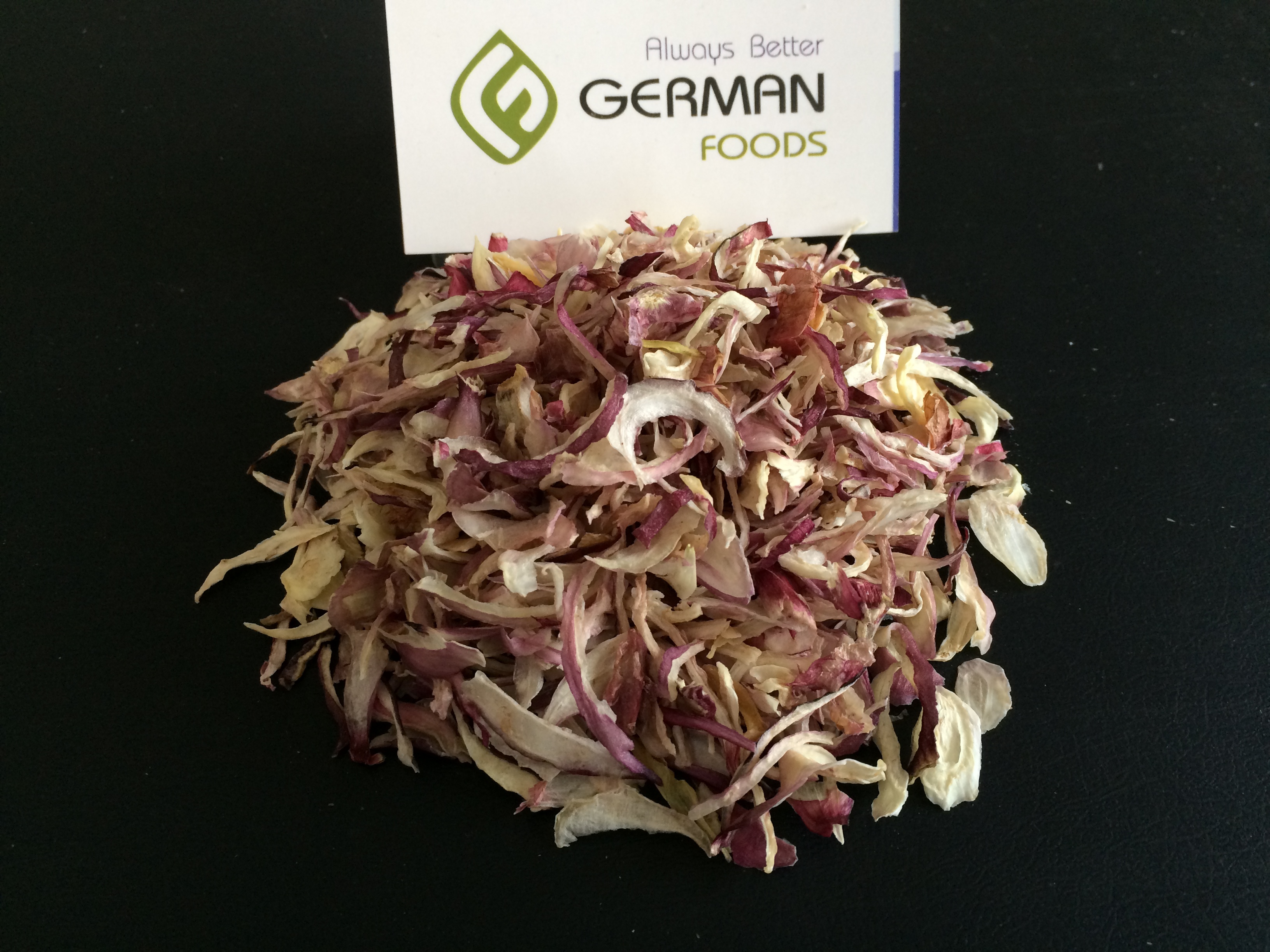 Dehydrated Red Onion Flakes - Size 15-20mm, Moisture <5%, Ash Content 4% Max | Air Dried, Zero Moisture, Versatile Use, Long Shelf Life
