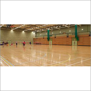 कम शोर उत्सर्जन वाली खेल सतहें