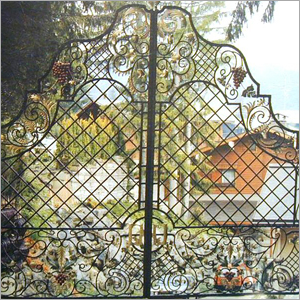 Gate